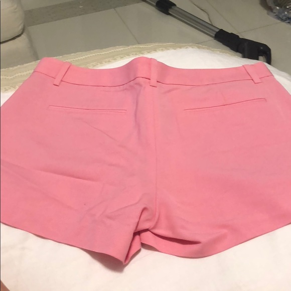 Pink shorts - Picture 3 of 5